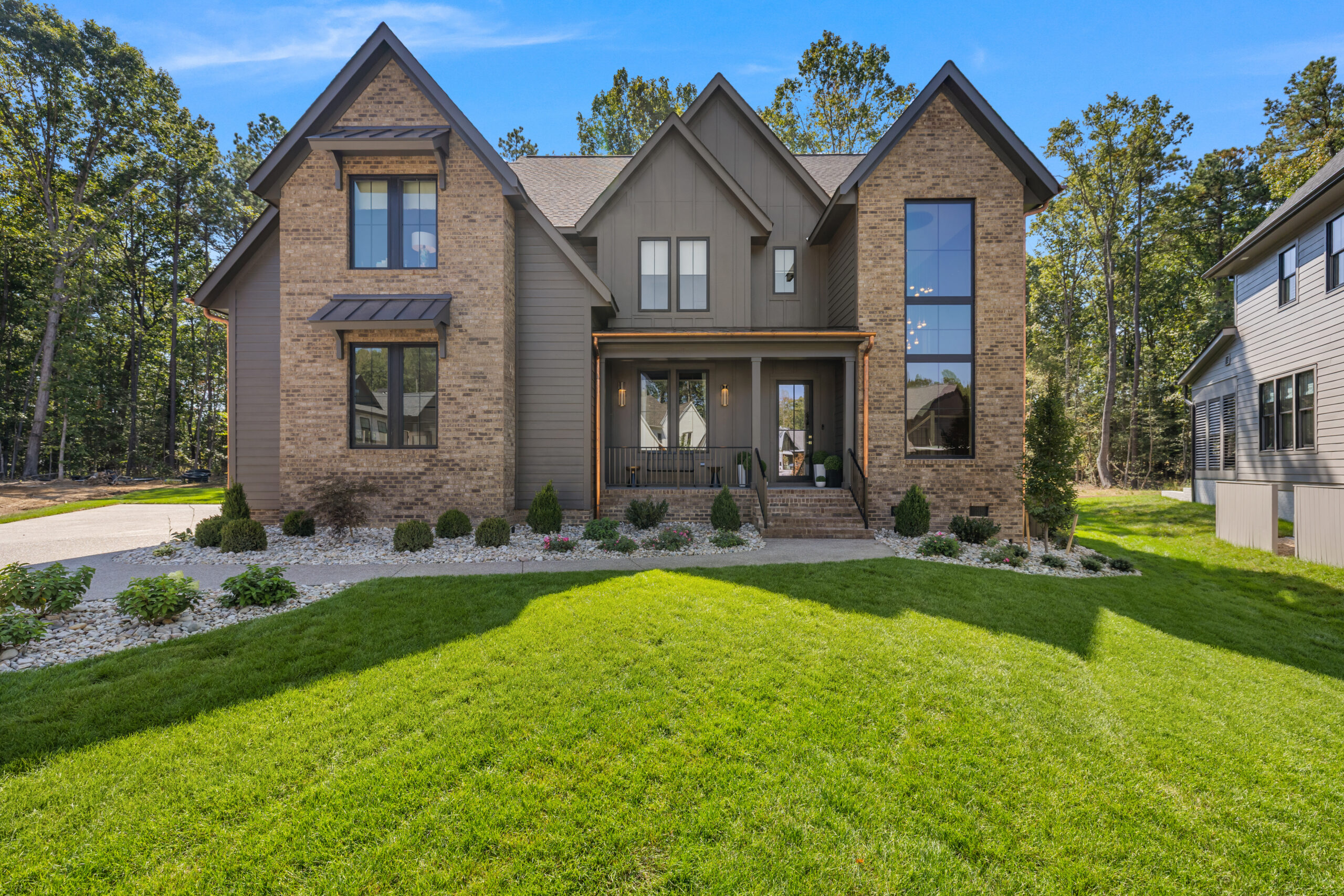 house-img